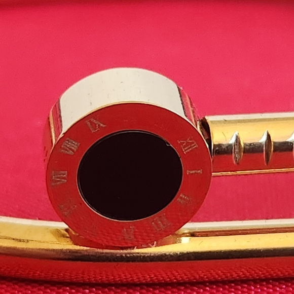 Gold Color Roman Numeral Nail Bracelet - Picture 3 of 4